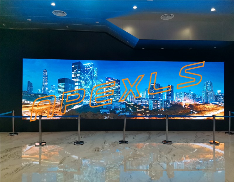 深圳新能源大廈P1.5 COB顯示屏
