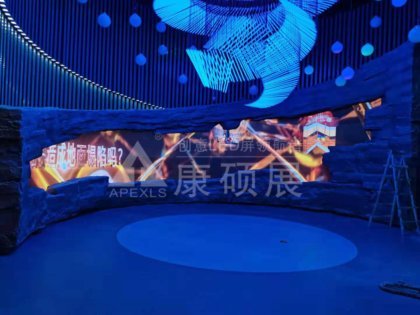 ?山東東營勝利油田博物館發展史廳異形屏
