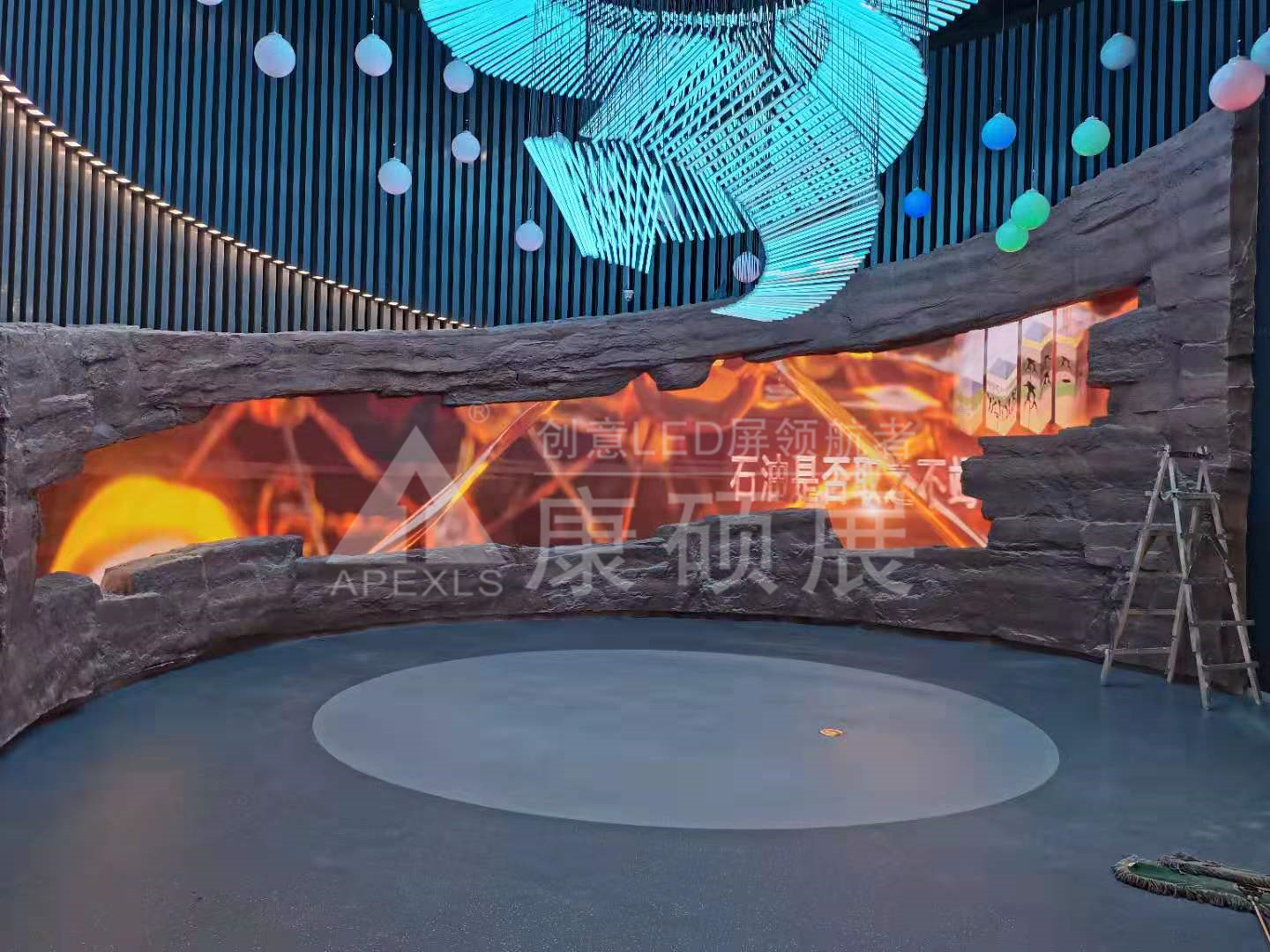 ?山東東營勝利油田博物館發展史廳異形屏