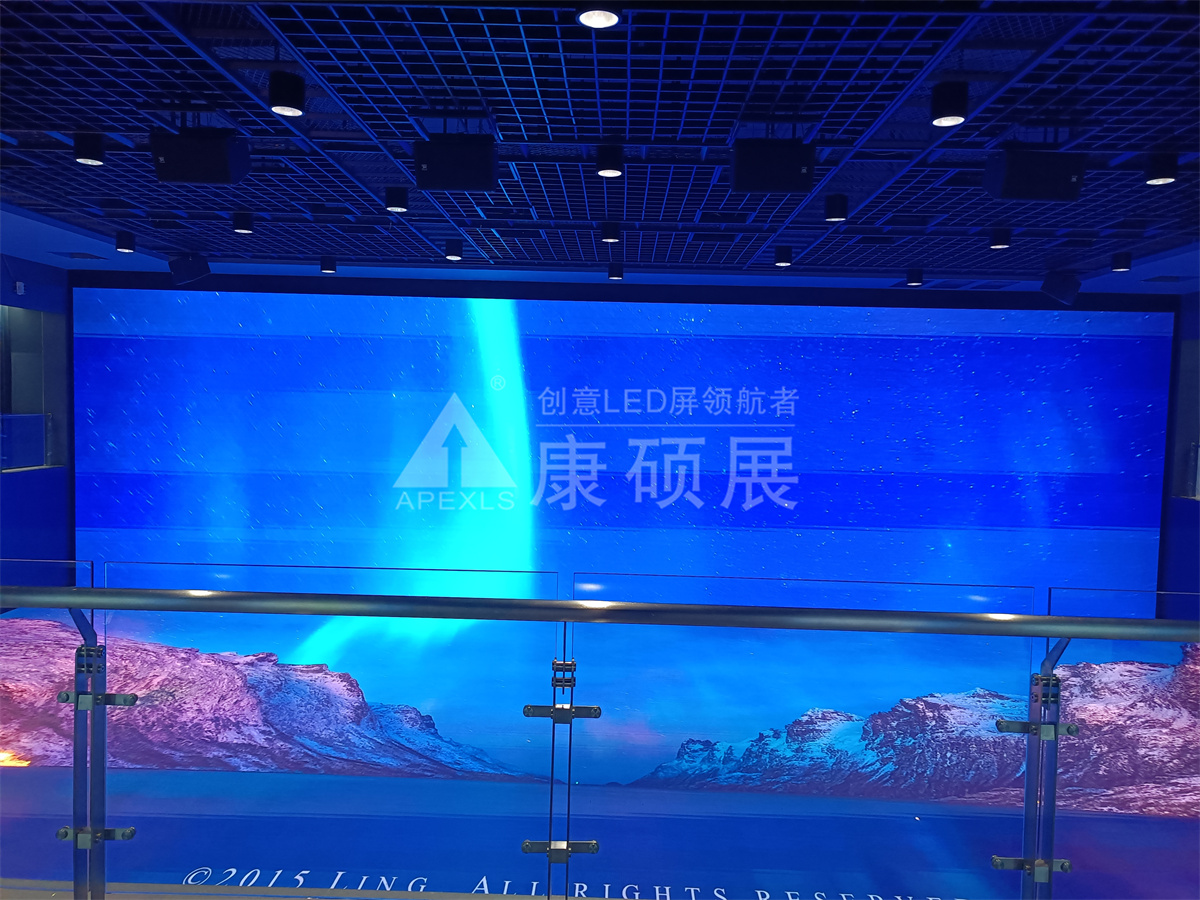 海南規劃展覽館P2戶內全彩屏